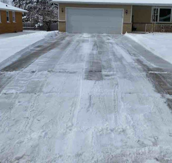 After Photo of Cleared Driveway